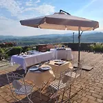 Lilli Beta Bella Bed & Breakfast Neive