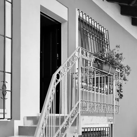 Lilli Beta Bella Bed & Breakfast Neive