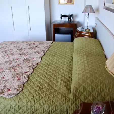 Lilli Beta Bella Couette-café *